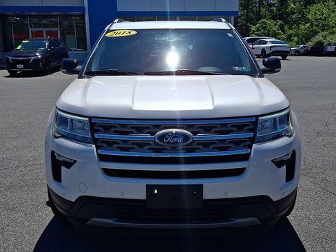 Used 2018 Ford Explorer XLT w/ Equipment Group 202A AWD/4WD image 2