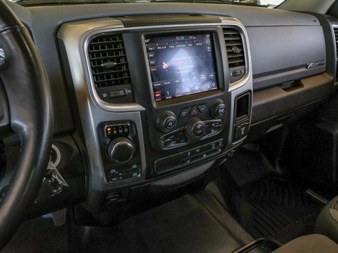 Used 2018 RAM 1500 Big Horn AWD/4WD image 14