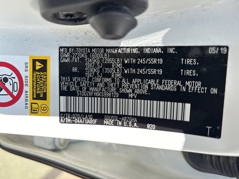Used 2019 Toyota Highlander Limited Platinum AWD/4WD image 36