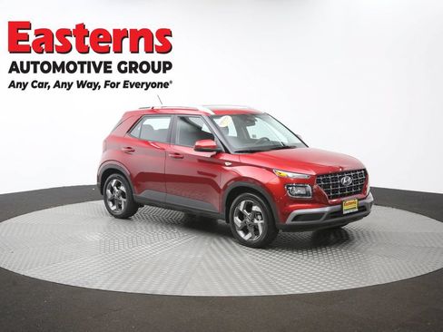Used 2024 Hyundai Venue SEL FWD image 50