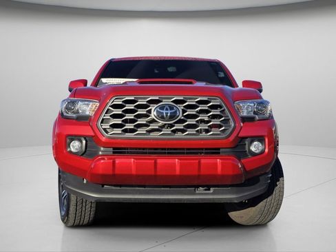 Used 2023 Toyota Tacoma TRD Sport AWD/4WD image 3