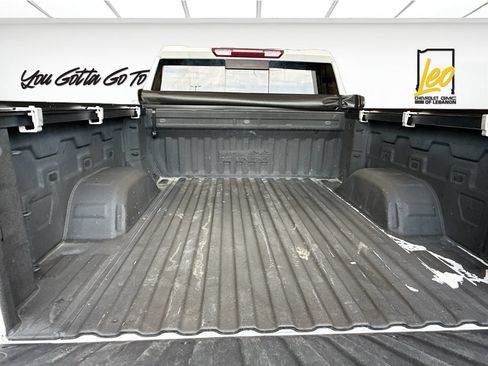 Used 2020 Chevrolet Silverado 1500 High Country AWD/4WD image 27