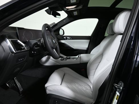 New 2026 BMW X6 xDrive40i w/ Premium Package image 3