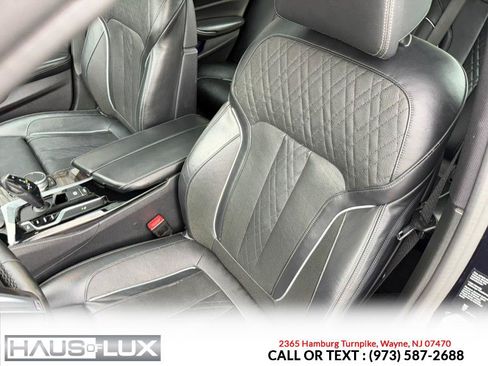 Used 2019 BMW 540i xDrive w/ M Sport Package AWD/4WD image 13
