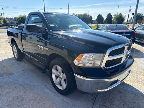 Used 2014 RAM 1500 Tradesman w/ Exterior Appearance Group RWD image 2