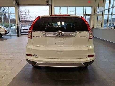 Used 2016 Honda CR-V EX image 5