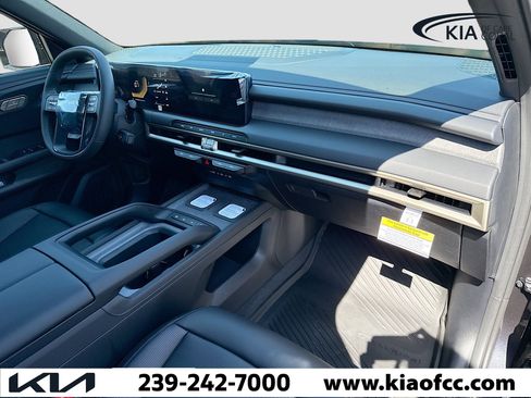 New 2027 Kia Telluride S image 15