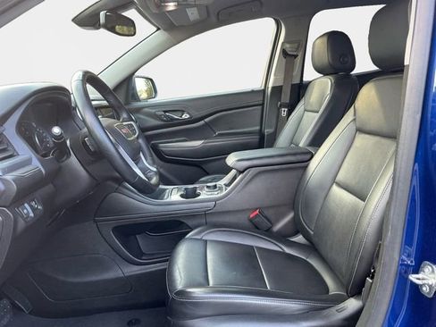 Used 2023 GMC Acadia SLT image 11