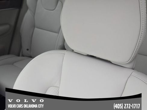 Used 2026 Volvo XC90 B6 Ultra image 14