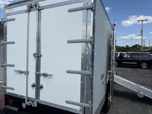 Used 2006 Ford E-350 and Econoline 350 Super Duty RWD image 41
