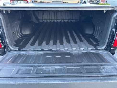 Used 2022 Chevrolet Colorado ZR2 AWD/4WD image 9