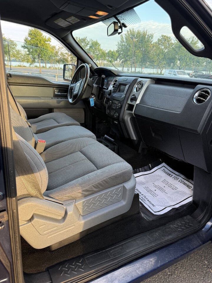 Used 2013 Ford F150 XLT w/ Luxury Equipment Group AWD/4WD image 16