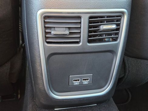 Used 2023 Chrysler 300 Touring w/ Safetytec Plus Group RWD image 14