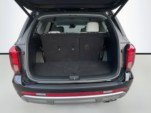 Used 2024 Hyundai Palisade SEL image 12