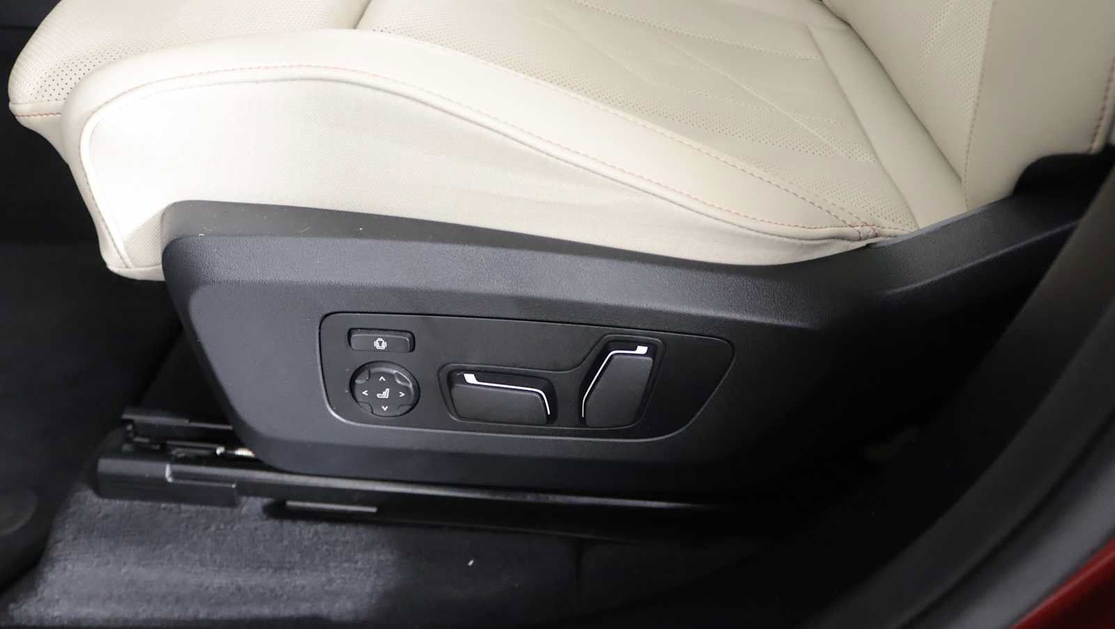 Used 2026 BMW X3 xDrive30i w/ Convenience Package AWD/4WD image 18