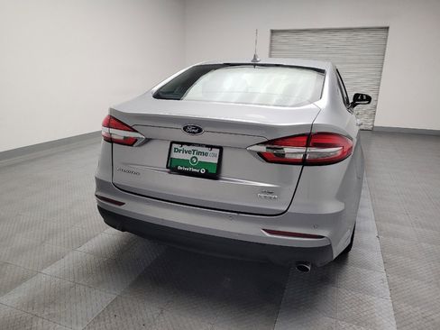 Used 2020 Ford Fusion SE image 7