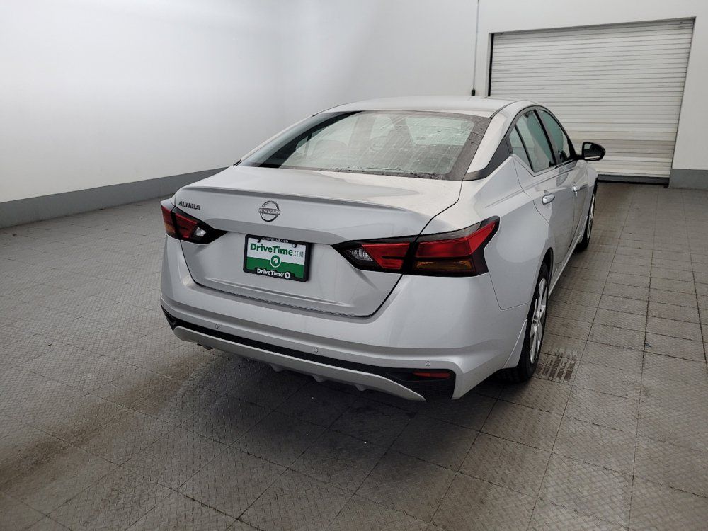 Used 2024 Nissan Altima 2.5 S FWD image 7
