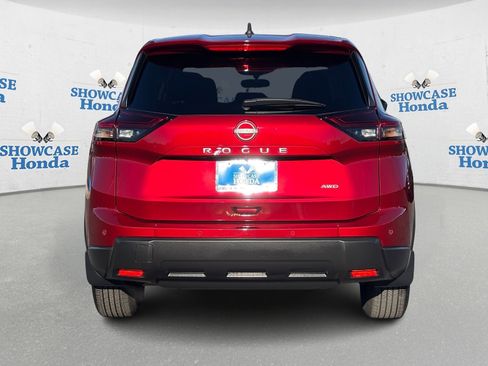 Used 2025 Nissan Rogue S image 7
