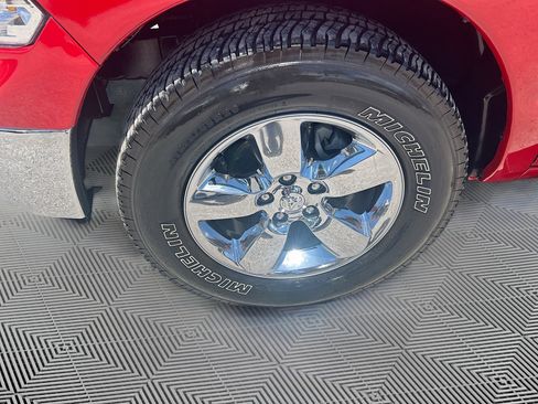 Used 2019 RAM 1500 Big Horn AWD/4WD image 29