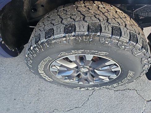 Used 2019 Nissan Titan PRO-4X w/ Pro-4x Utility Package image 7