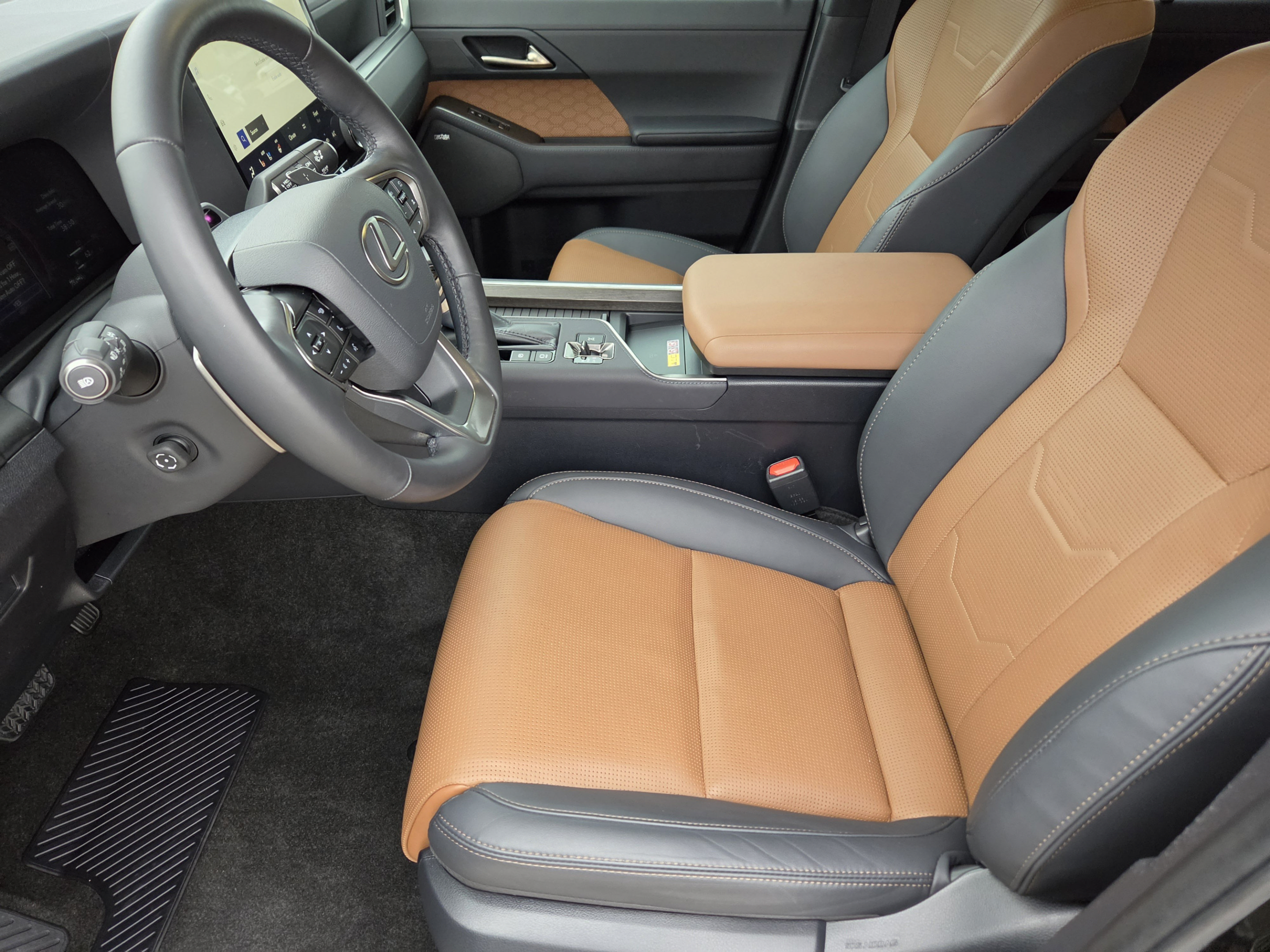 Used 2024 Lexus GX 550 w/ Accessory Package (Z1) AWD/4WD image 5