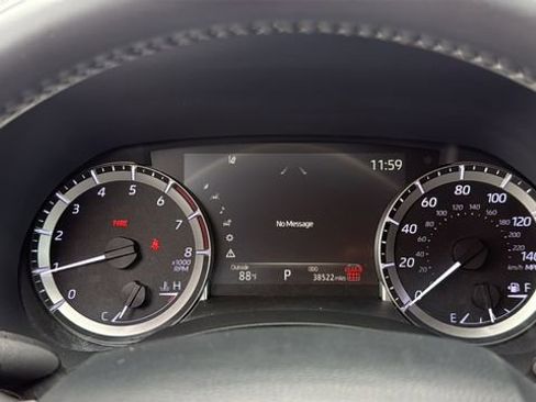 Certified 2024 Toyota Highlander LE FWD image 24