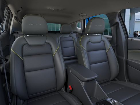 New 2026 Chevrolet Trax ACTIV FWD image 16