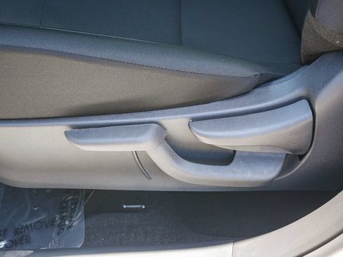 Used 2025 Nissan Kicks Play S FWD image 20
