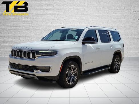 Used 2023 Jeep Wagoneer Series II w/ Flexible Seating Group AWD/4WD image 1