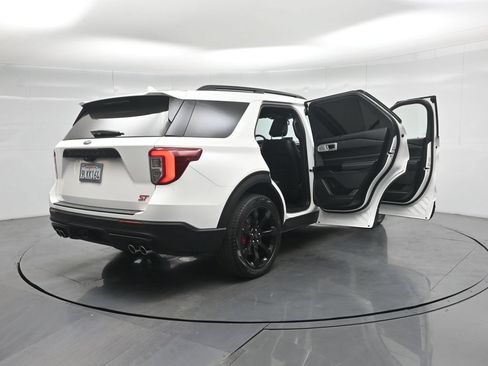 Certified 2023 Ford Explorer ST w/ Equipment Group 401A AWD/4WD image 4