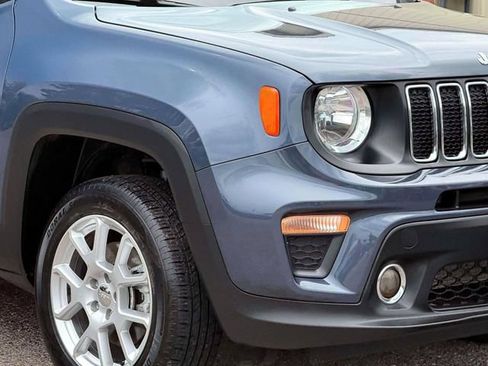 Used 2021 Jeep Renegade Latitude w/ Convenience Group AWD/4WD image 9