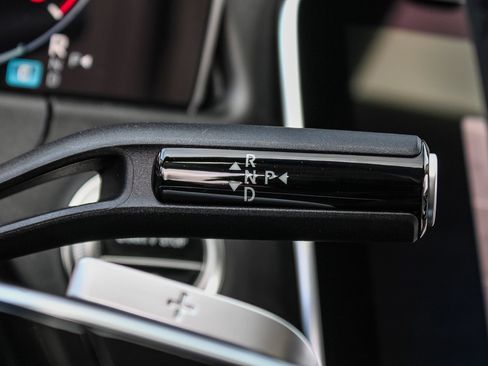 New 2026 Mercedes-Benz E 350 4MATIC Sedan image 23