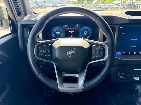 Used 2025 Ford Bronco Outer Banks AWD/4WD image 20