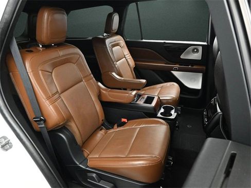 Used 2021 Lincoln Aviator Reserve w/ Equipment Group 210A image 20