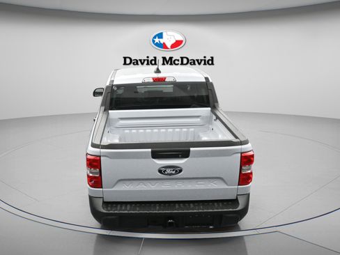 Used 2025 Ford Maverick XL w/ Equipment Group 102A AWD/4WD image 40
