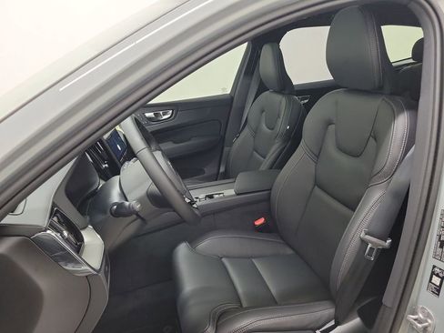 New 2026 Volvo XC60 B5 Ultra w/ Protection Package Premier AWD/4WD image 18
