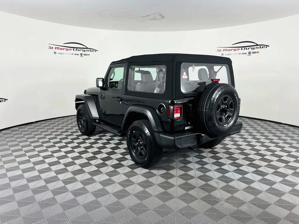 Used 2024 Jeep Wrangler Sport AWD/4WD image 6