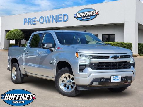 Used 2022 Chevrolet Silverado 1500 RST AWD/4WD image 1