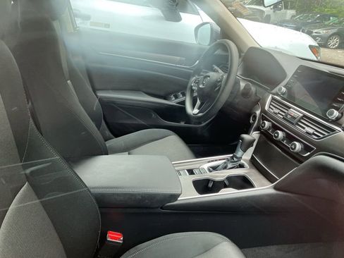 Used 2022 Honda Accord LX image 7