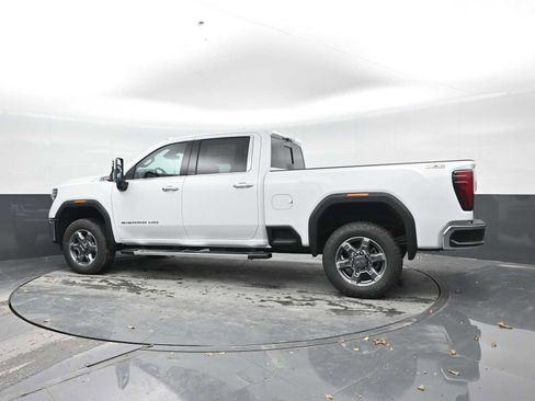 New 2026 GMC Sierra 2500 SLT w/ SLT Premium Package image 2