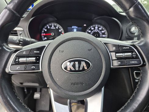 Used 2020 Kia Optima SE FWD image 9