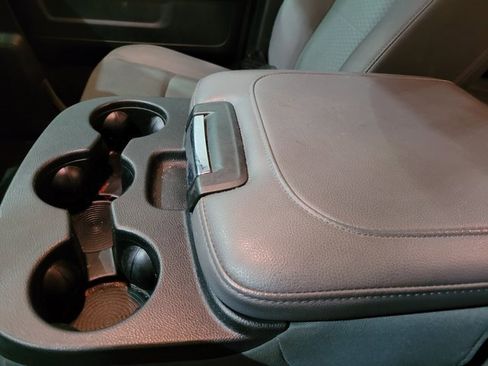 Used 2018 RAM 1500 ST w/ SXT Appearance Group image 36