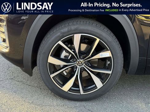 New 2026 Volkswagen Atlas Cross Sport SEL Premium R-Line AWD/4WD image 8