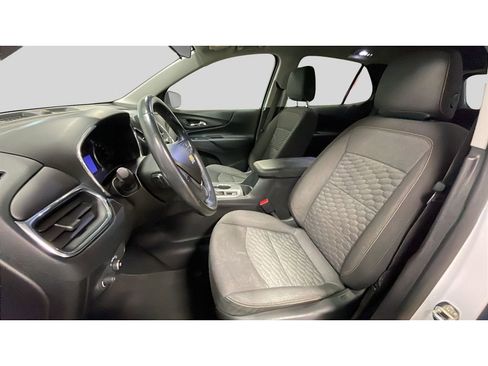 Used 2019 Chevrolet Equinox LT image 11