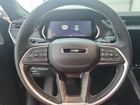 New 2026 Jeep Grand Cherokee L 4WD image 22
