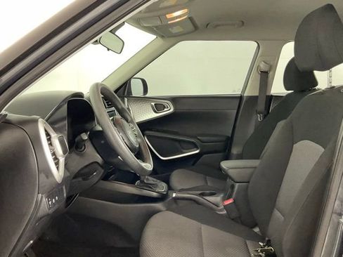 Used 2024 Kia Soul LX w/ Option Group 015 image 10