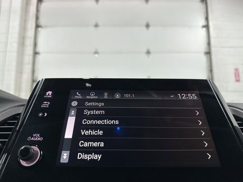 Used 2024 Honda Odyssey Touring image 30