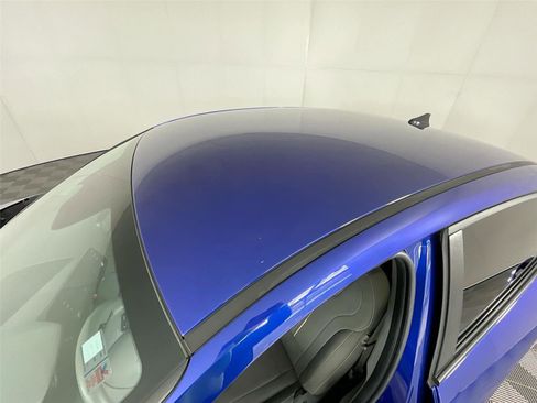 Used 2023 Hyundai Elantra SEL w/ Cargo Package image 11