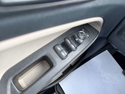 Used 2022 Ford EcoSport S image 17