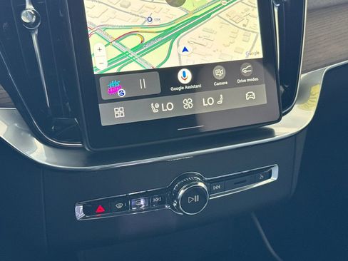 New 2026 Volvo XC90 T8 Plus image 21